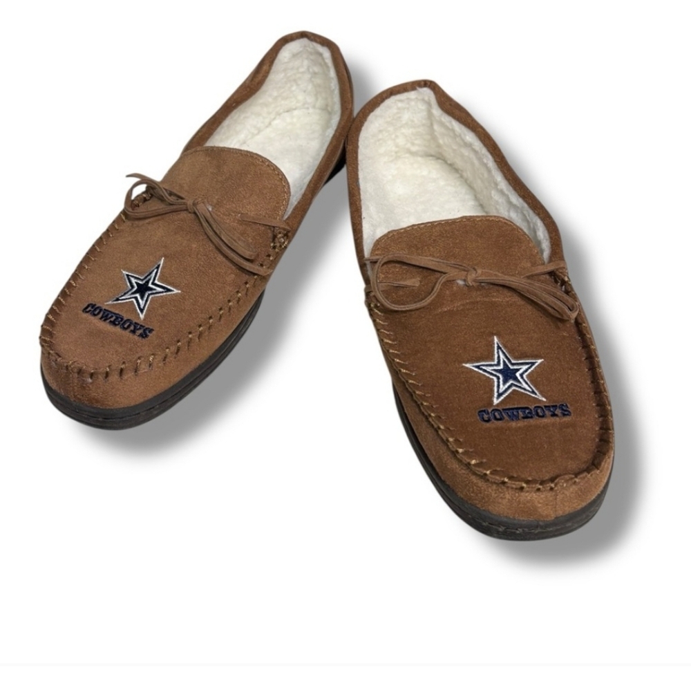 FOCO x NFL Dallas Cowboys Moccasin Slippers